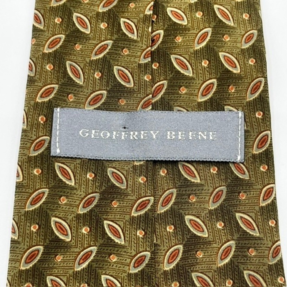 Geoffrey Beene Mens Silk Tie Olive Green Geometric Teardrop Made in Italy 3.75" - Picture 3 of 5